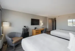 Coast Chilliwack Hotel by APA - Camera