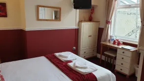 All Seasons Guest House - Room