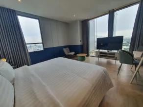 The Quarter Ramkhamhaeng by UHG- Close to 1981 Mall- Rajamangala Stadium Airport Link - Room