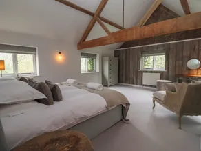 Millpond Bothy - Room