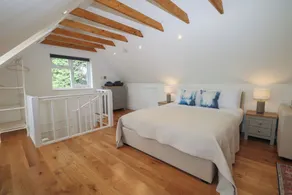 Thames Retreat - Room
