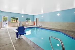 Holiday Inn Express & Suites Tumwater - Olympia by IHG - Pool