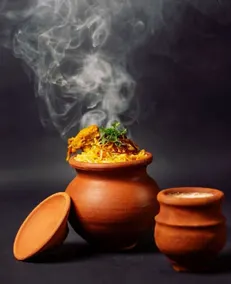 EMINENCE - PALM RESIDENCY (1.5 KM FROM NAKKI LAKE) - Restaurant