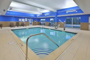 Holiday Inn Express and Suites South Hill by IHG - Basseng