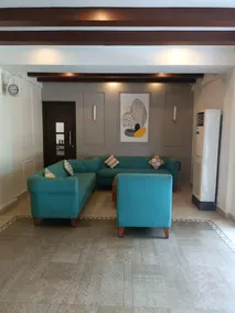 Diviyum Manor - Reception