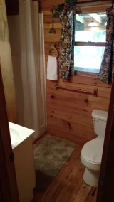 Valle Crucis Farm - Bathroom