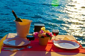 Bozburun Dinc Otel - Repas et boissons