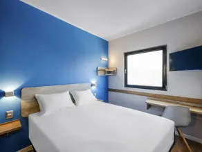 ibis budget Santiago Providencia - Rum