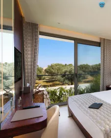 The Xon Hotel - Room