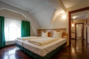Hotel Hoepfner Burghof - Chambre