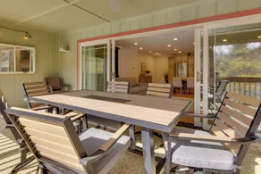 Lakefront Zirconia Home w/ Boathouse & Dock! - Interiör