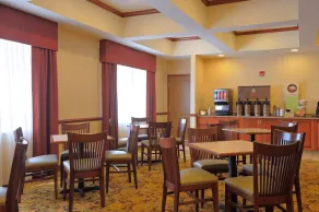 Spark by Hilton Washington Meadowlands Blvd - Restaurant
