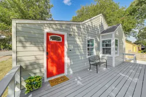 Walk to Expo Square Pavilion: Updated Tulsa Home! - Interiör