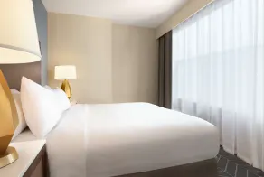 Embassy Suites by Hilton Wilmington Riverfront - Chambre