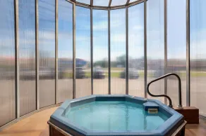 Days Inn by Wyndham Fredericton - Pool