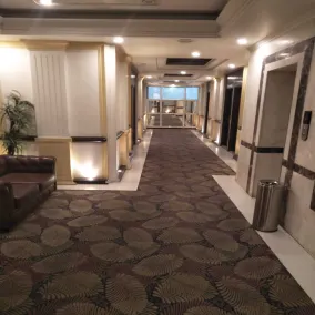 Hotel Comfort Inn Bl - Lobby