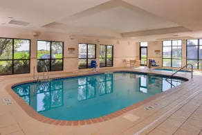 Hampton Inn York - Piscine