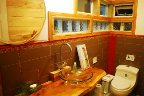 Sirena Insolente Hostel & Suites - Bathroom