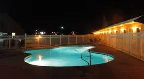 Sea Esta Motel II - Pool