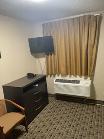 Economy Inn & Suites - Chambre
