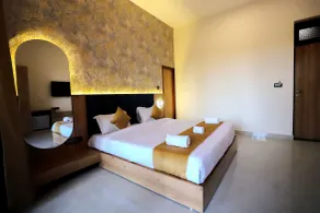 Nature Retreat Resorts- Life in Nature - Room