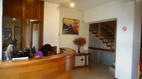 Hotel Antupiren - Resepsjon
