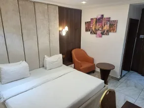 R & A City Hotel - Chambre