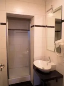 Hotel Schützenhaus Jessen - Bathroom