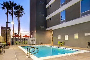 Home2 Suites by Hilton Palmdale, CA - Piscine