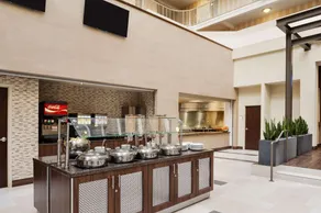 Embassy Suites by Hilton Dallas Market Center - Restaurant