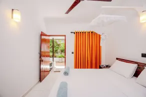 Central Beach Inn - Room