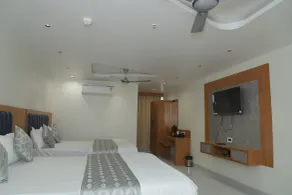 Hotel Bhagyalaxmi Luxury Inn - Chambre