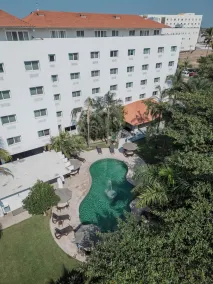 Comfort Inn Puerto Vallarta Golfside & Marina - Piscine