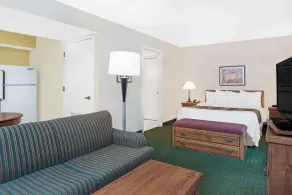 Hawthorn Extended Stay by Wyndham Green Bay - Chambre