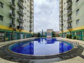 Serene Studio Room At 5Th Floor Suites @Metro Apartment - Pool
