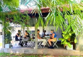 The Ivy Lake - Restaurant