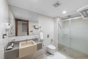 YM Resort - Bathroom