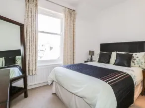 Helvellyn - Room