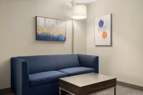 Holiday Inn Express Fayetteville Fort Bragg by IHG - Rum