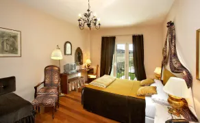 Hotel Santa Coloma del Camino - Room