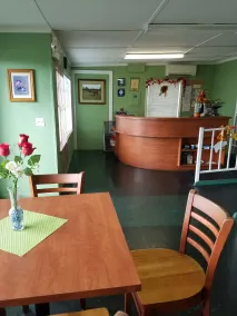 Lakeside Inn and Cafe - Rezeption