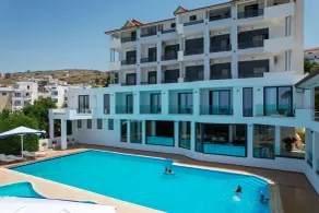 Hotel Emblem - Piscine