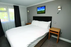 Lamb & Flag Inn - Room