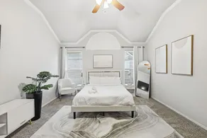 Luxury 5BR Frisco Home with Sauna, Theater & Games - Rom