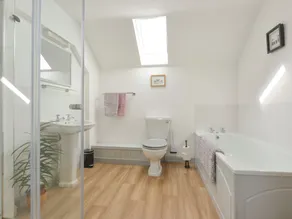 Thorny Tallet - Baño