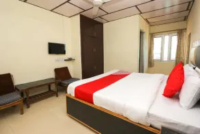 OYO 24525 Hotel Country Lodge - Chambre