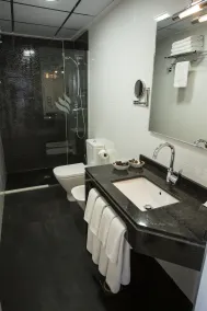 ApartHotel Playa Oliva - Bad