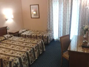 FILIPPONE HOTEL&RISTORANTE - Room