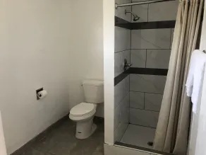 King Castle Motel - Bathroom