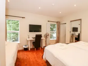 The Five Bells Inn - Chambre